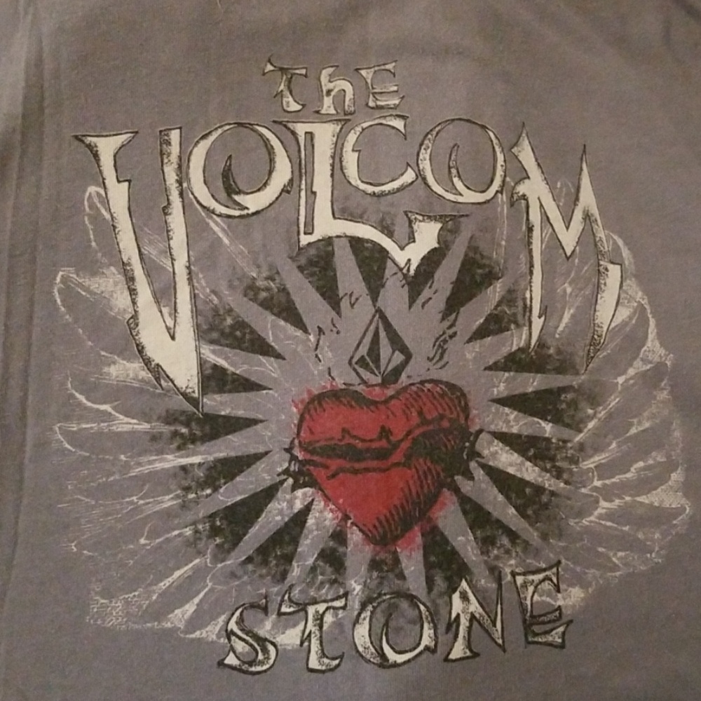 3/$13 Volcom super soft gray t shirt